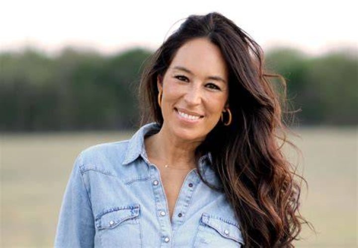 Joanna Gaines Felt Insecure After Getting Bullied for Korean Heritage
