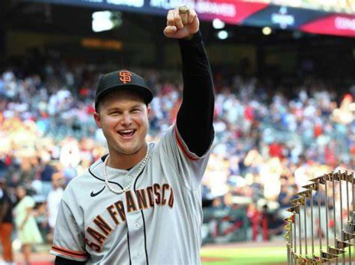Joc Pederson busts out new pearls for Giants in Atlanta, receives World