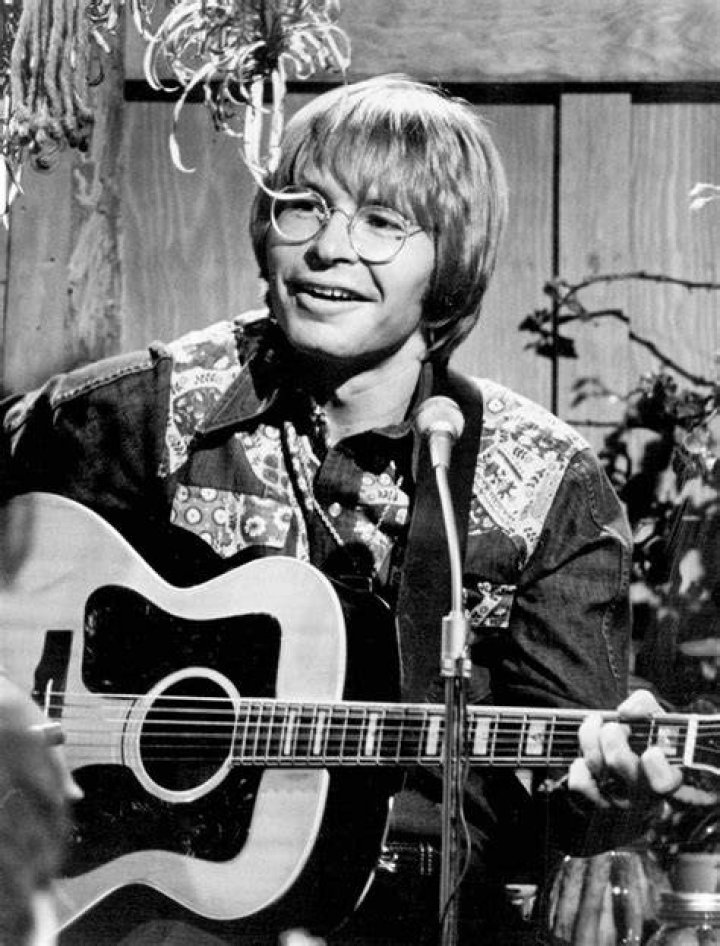 John Denver Biography Facts, Childhood, Family Life & Achievements