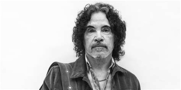 John Oates Stands Alone WSJ