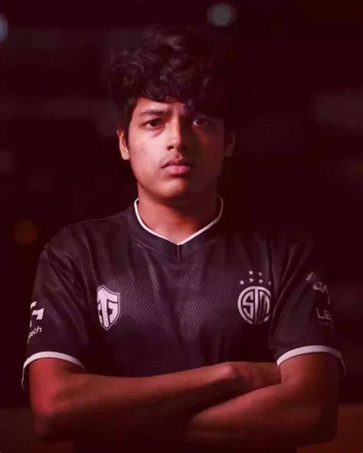 [Jonathan Amaral] Jonathan Gaming BGMI ID, Biography, Girlfriend, Net