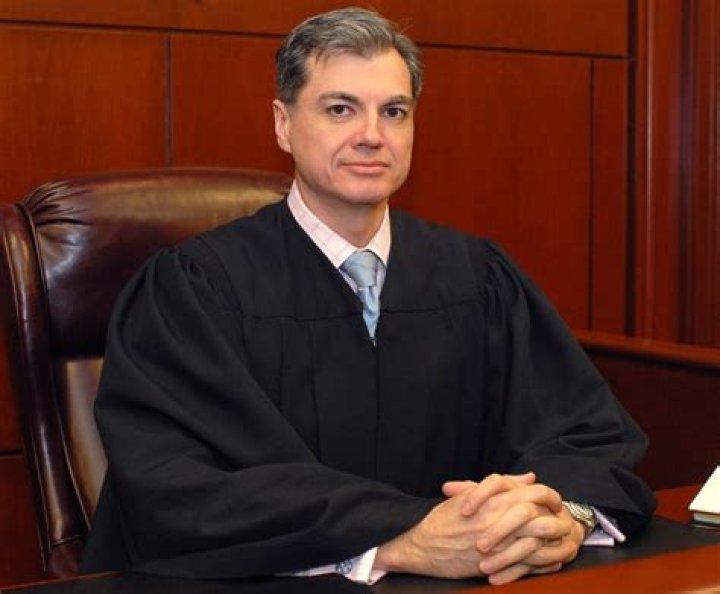 Judge Juan Merchan Wife Meet The Judge Presiding Trump Case