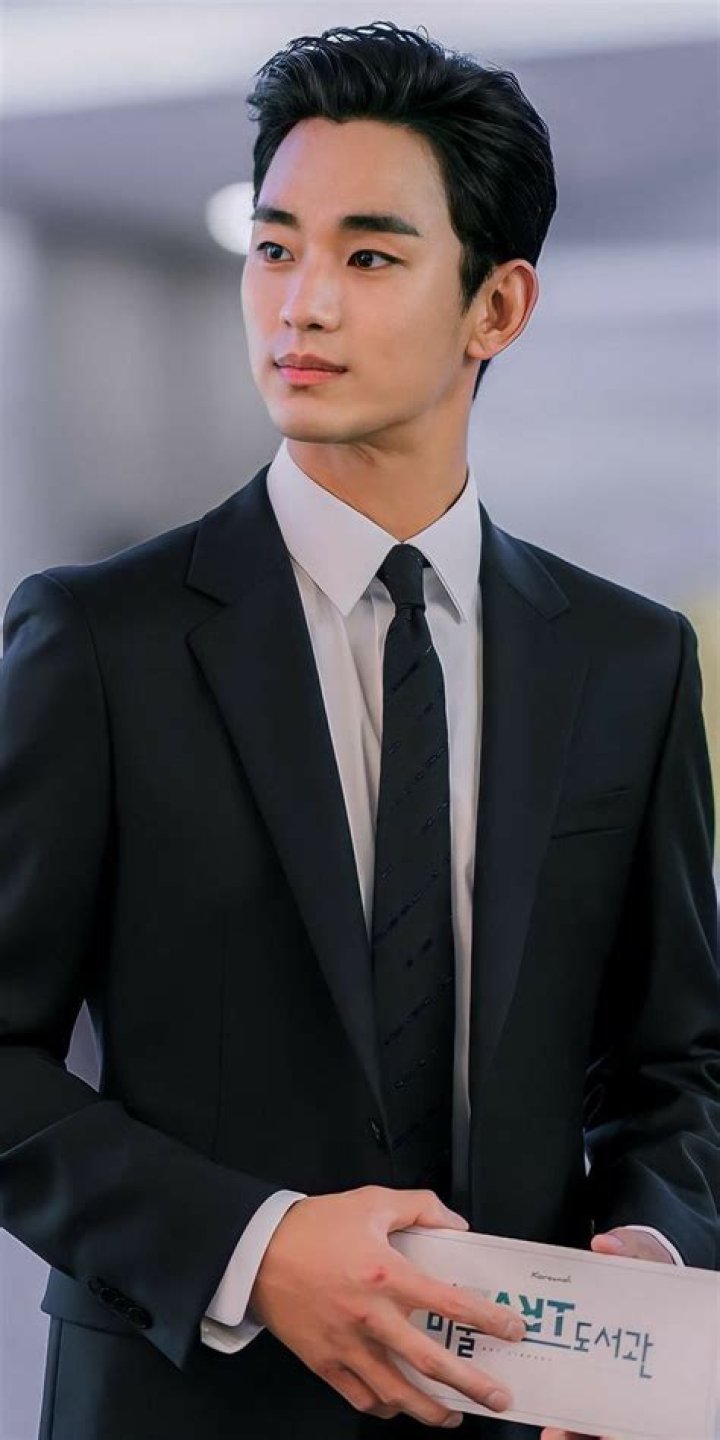 Kim Soohyun Biography IMDb