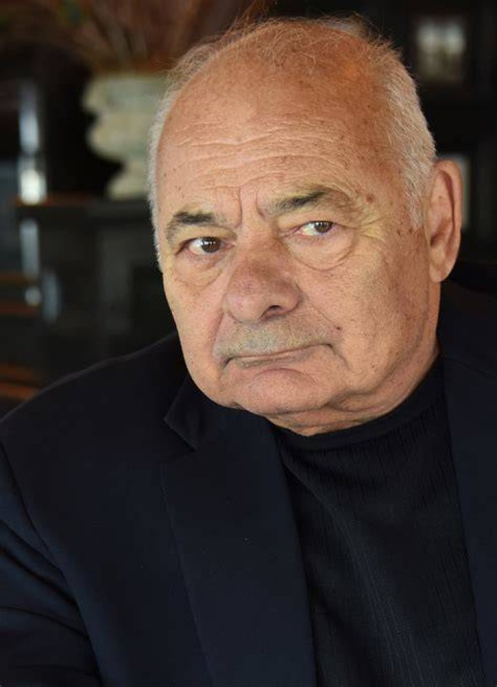 Last Vig Burt Young Lucy Pollak Public Relations