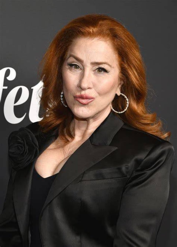 Lisa Ann Walter's Kids The Actress Is A Proud Mom Of Four