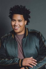 Lou Wilson Age, Wiki, Biography Height, Girlfriend, Instagram, Bio