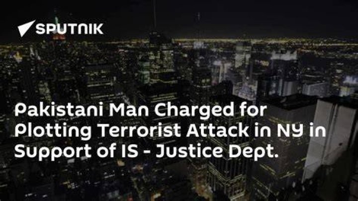Man Charged With Plotting Attack on U.S. Capitol