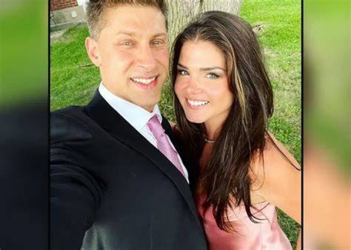 Marie Avgeropoulos Boyfriend Who is The Actress Dating Now? OtakuKart