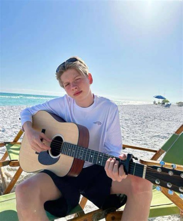 Mason Ramsey Net Worth, Career Ups and Downs, Earnings & Personal Life