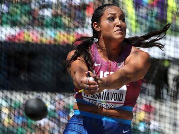 Meet Janee&rsquo; Kassanavoid, the Hammer Thrower Representing Indigenous