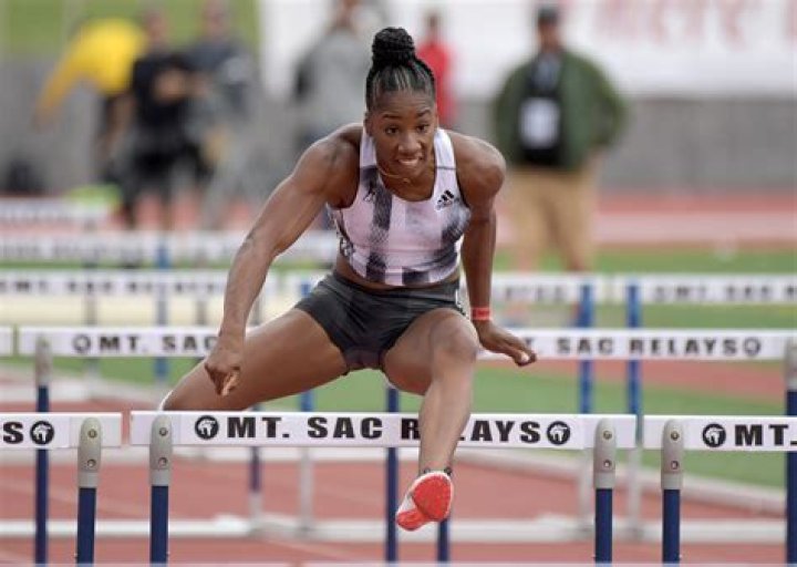 Mt. SAC Women &mdash; WorldLeading Hurdles For Keni Harrison Track & Field