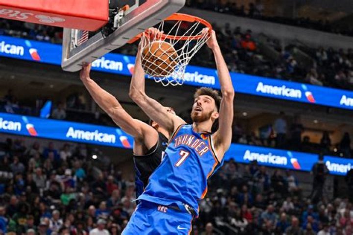 NBA World Reacts To Chet Holmgren's Height Listing The Spun