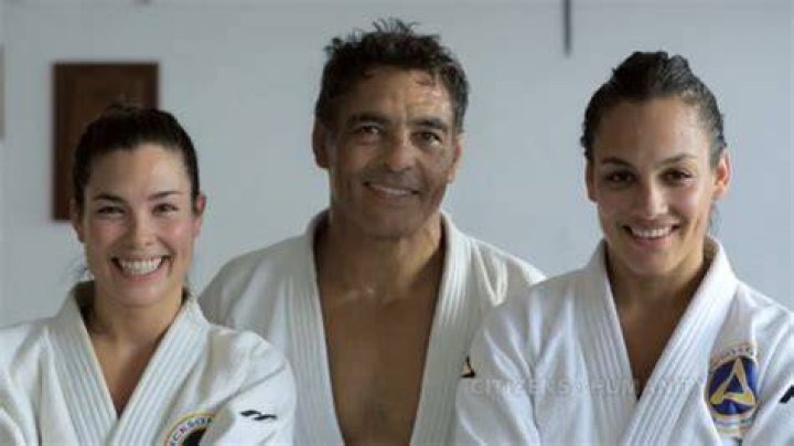 Neiman Gracie Kids Meet Daughter Khali With His Wife Karina, Family