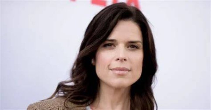Neve Campbell Lifestyle/Biography 2021 Networth Family Spouse