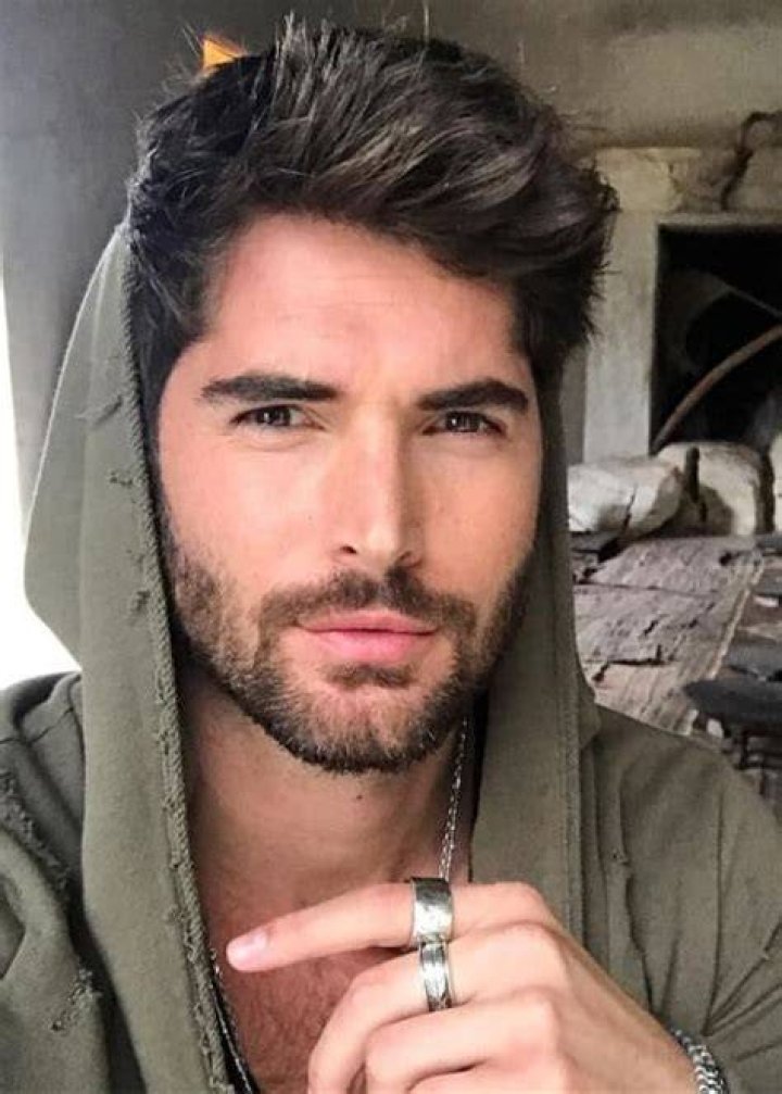 Nick Bateman (Model) Height, Weight, Age, Body Statistics Healthy Celeb