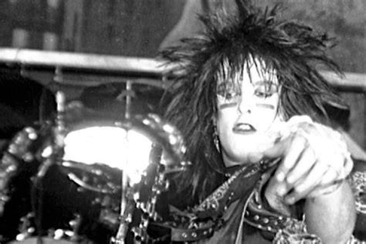 Nikki Sixx Talks Addiction and Whitney Houston Death on CNN&rsquo;s &lsquo;Piers