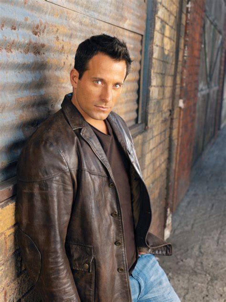 Picture of Johnny Messner