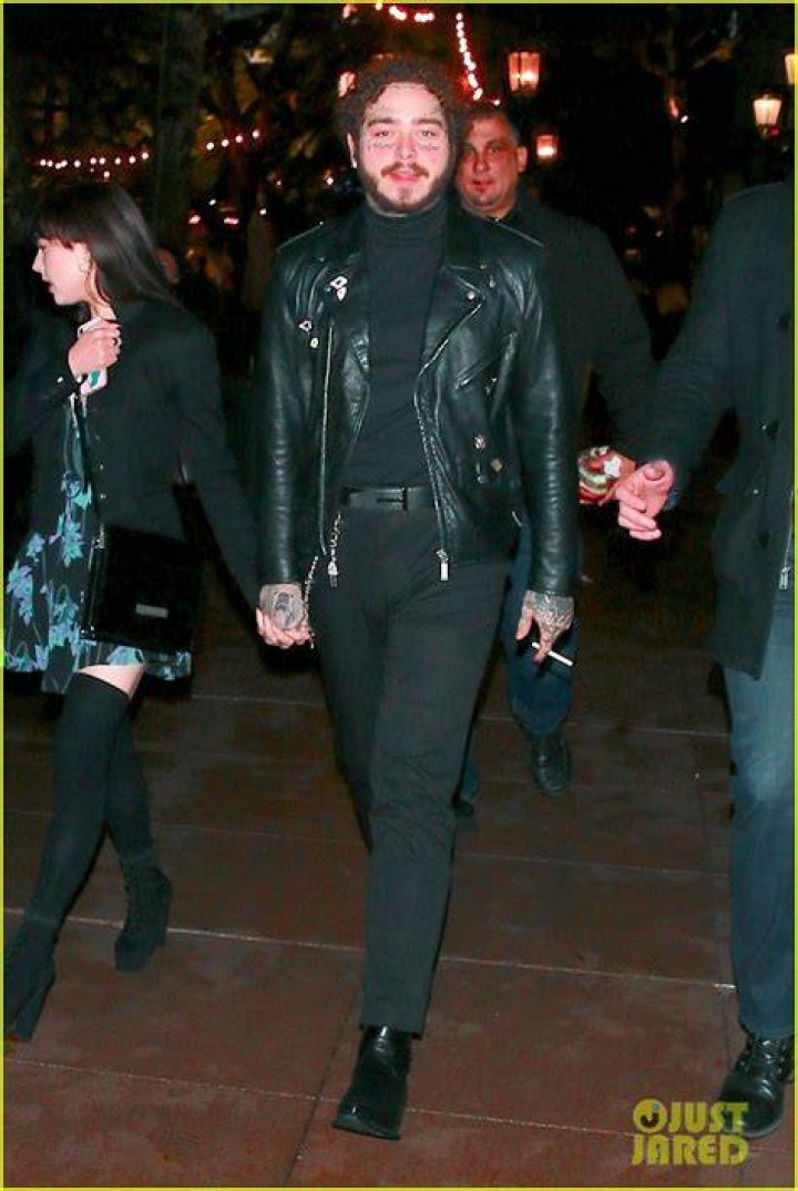 Post Malone & Jamie Foxx Grab Dinner at The Cheesecake Factory in LA