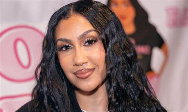 Queen naija Looks Bold After Surgery Check Hot Images Videos Twitter