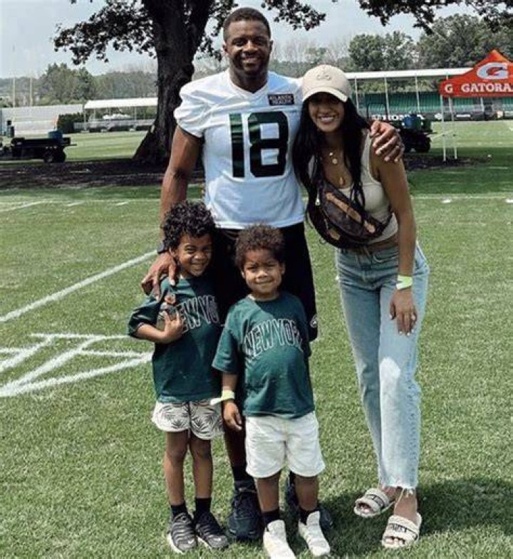 Randall Cobb Family Meet His Wife Aiyda Ghahramani And Kids