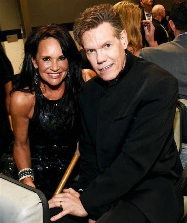 Randy Travis Has Married Fianc&eacute;e Mary Davis Two Years After Suffering a