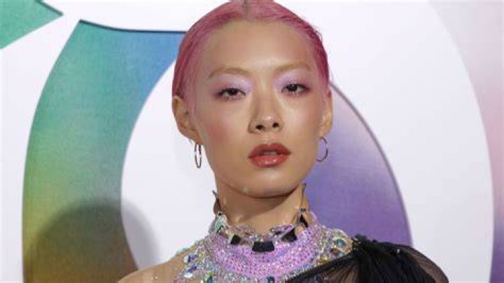 Rina Sawayama Biography, Age, Family, Net Worth, Boyfriend, Wiki