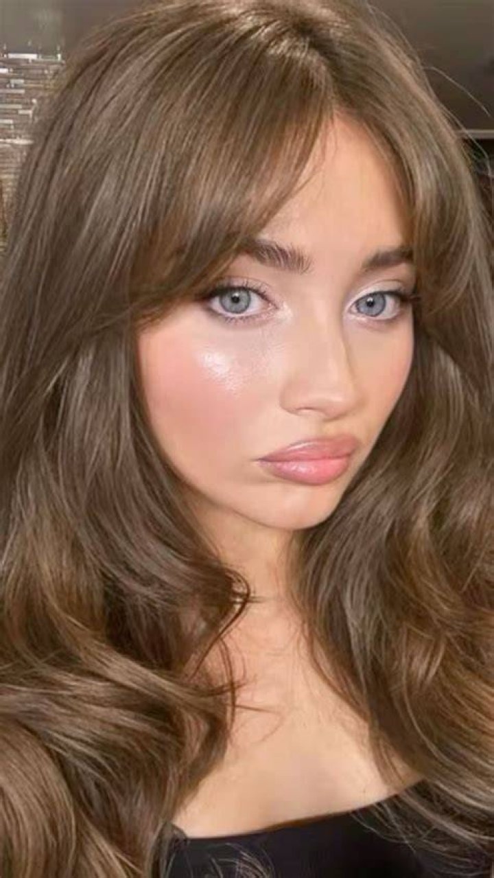 Sabrina Carpenter With Brown Hair &mdash; Makeover See Before & After Pics