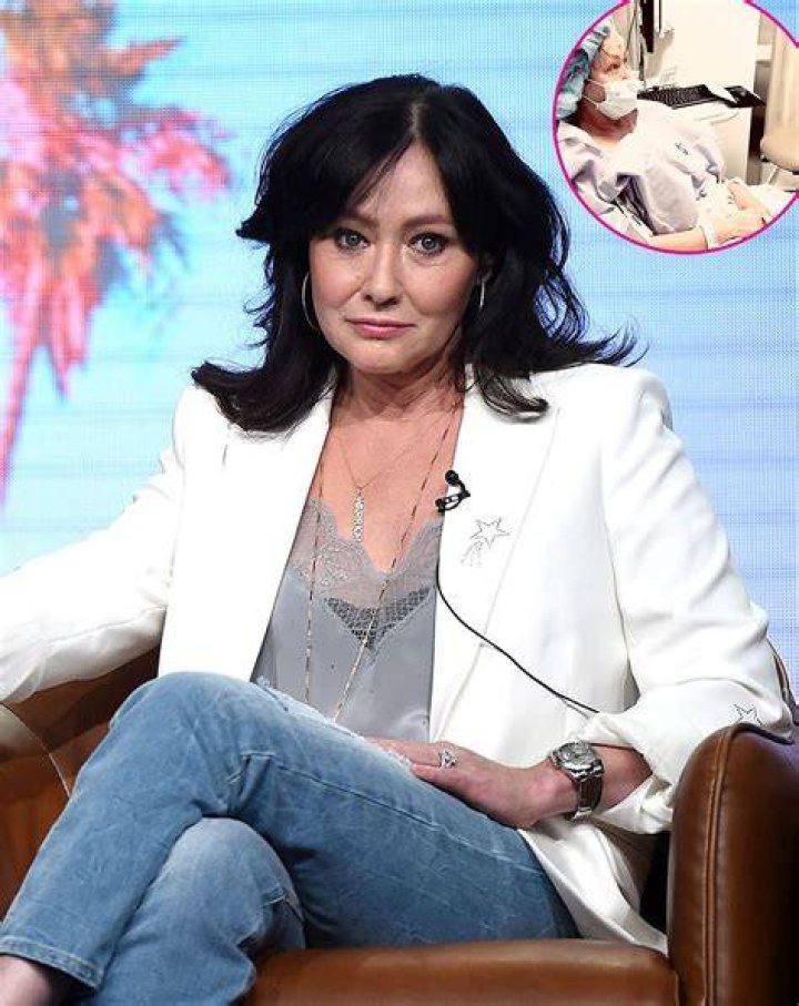 Shannen Doherty appears happy, healthy with friends after breast cancer