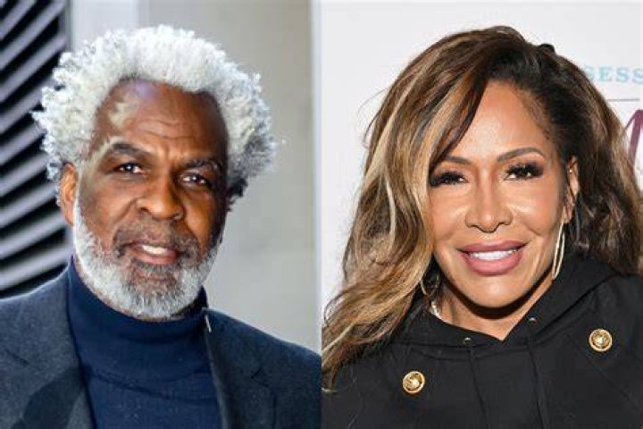 Shere&eacute; Whitfield Reveals Past Domestic Abuse