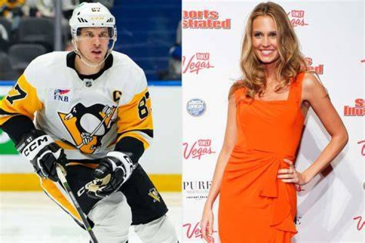Sidney Crosby & His Girlfriend Keep Their Personal Life Under Wraps