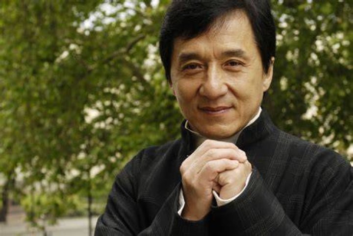 Sint&eacute;tico 92+ Foto Jackie Chan Y Su Esposa Actual Cena Hermosa
