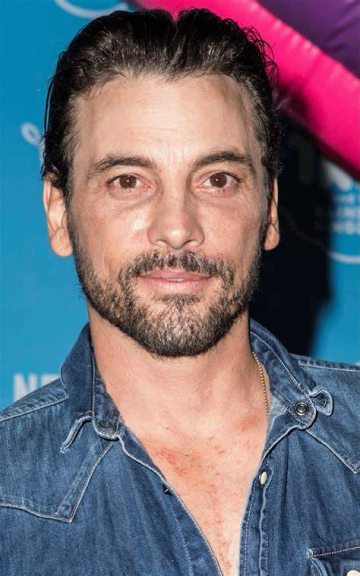 Skeet Ulrich Bio, Age, Net Worth, Scream, Spouse, Riverdale, Real Name
