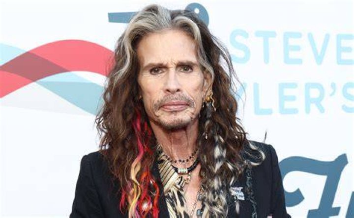 Steven Tyler's Girlfriend Aimee Preston Cries In The Recent Photo And