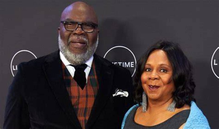 T.D Jakes, Wife Serita Celebrate 41 Years in Marriage with Beautiful