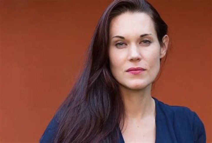 Teal Swan Net Worth (2022) Husband, Age, Height, Religion