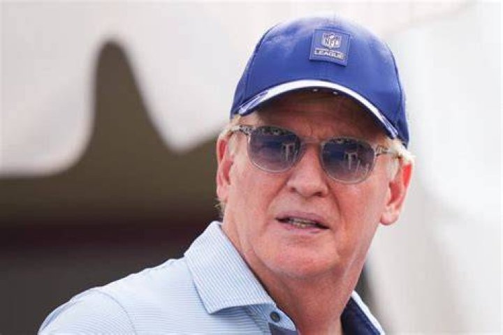 Teams go outside U.S. 14 times in 1st The Arkansas DemocratGazette
