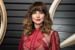 The Love Life of Linda Cardellini: a Look into Her Relationships