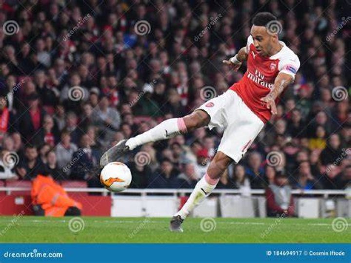 The Struggles of PierreEmerick Aubameyang at Arsenal Breaking The Lines