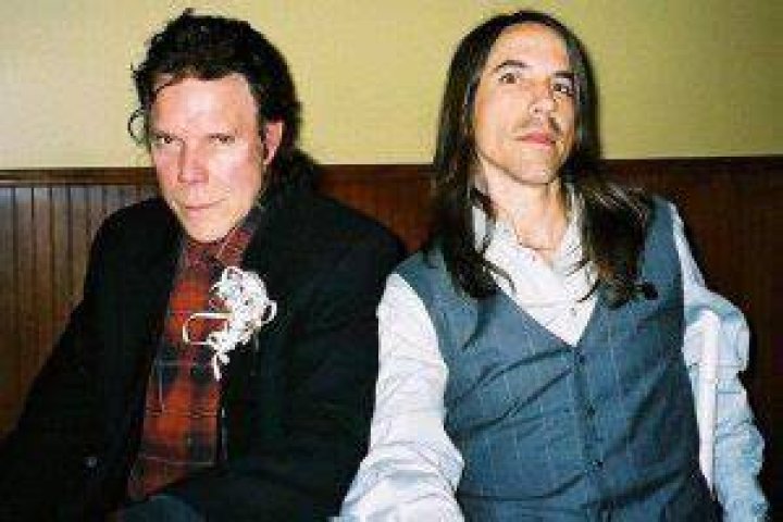 The Time Anthony Kiedis Smuggled 30,000 For His Father As A Kid