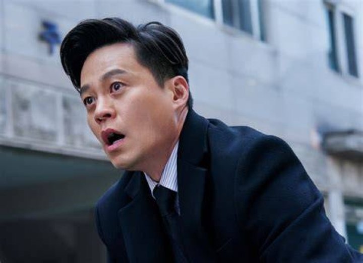 The Truth Behind Lee Seo Jin and Lee Sun Hee's Absence at Lee Seung Gi