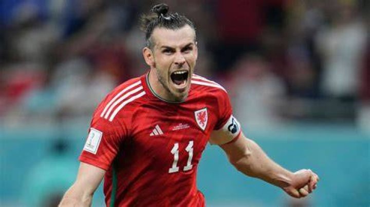 This is how Gareth Bale plays with Wales this has given his team the