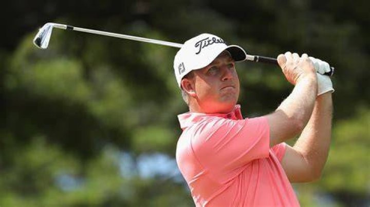 Tom Hoge Stays On A Roll At Sanderson Farms Dog Leg News