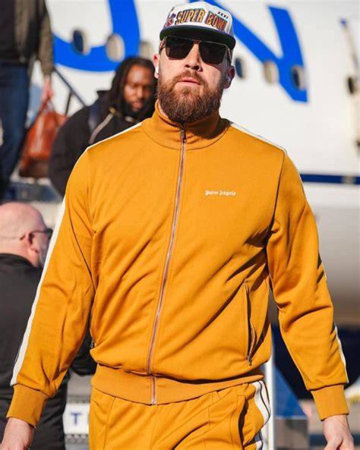 Travis Kelce is on track to the greatest tight end in NFL history