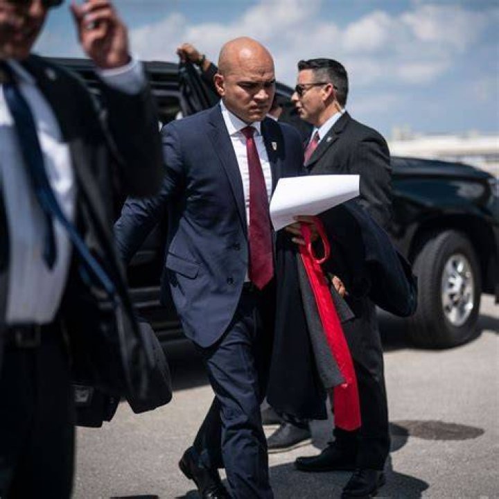 Trump valet's lawyer complains of threats after special counsel