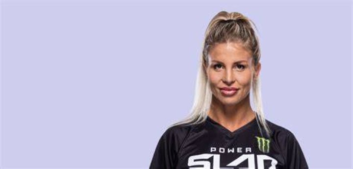 Undefeated Sheena Bathory Signed For LFC37 Lingerie Fighting
