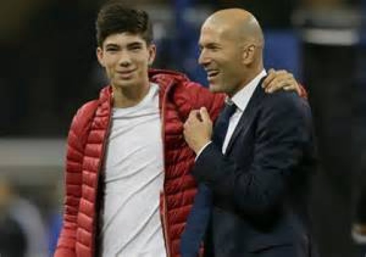 Unveiling The World Of Zidane's Daughter: Fashion, Philanthropy, And Inspiration