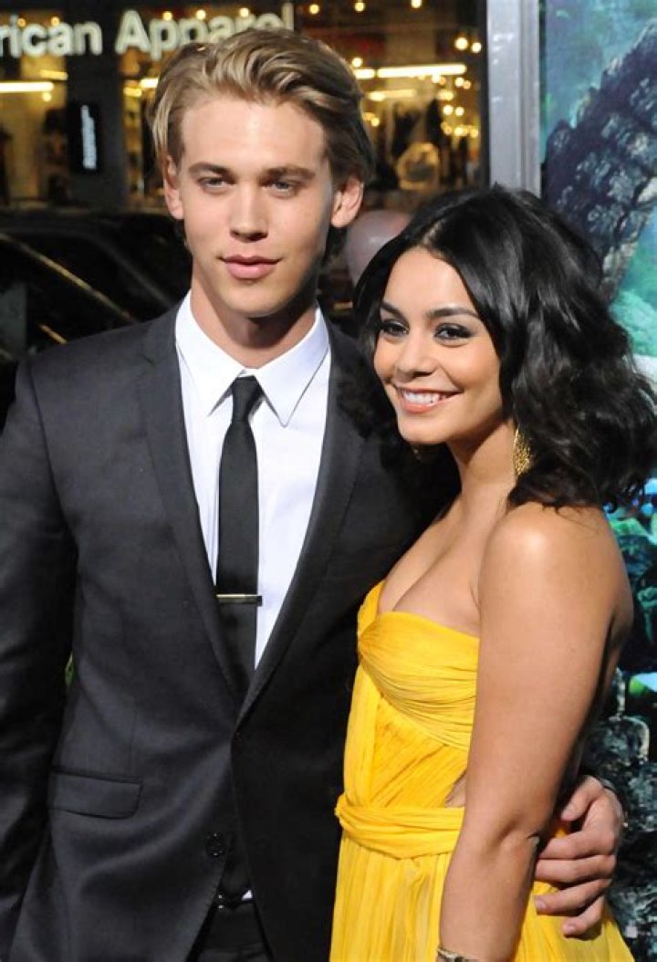 Vanessa Hudgens and Austin Butler Split This is Why The Couple Broke