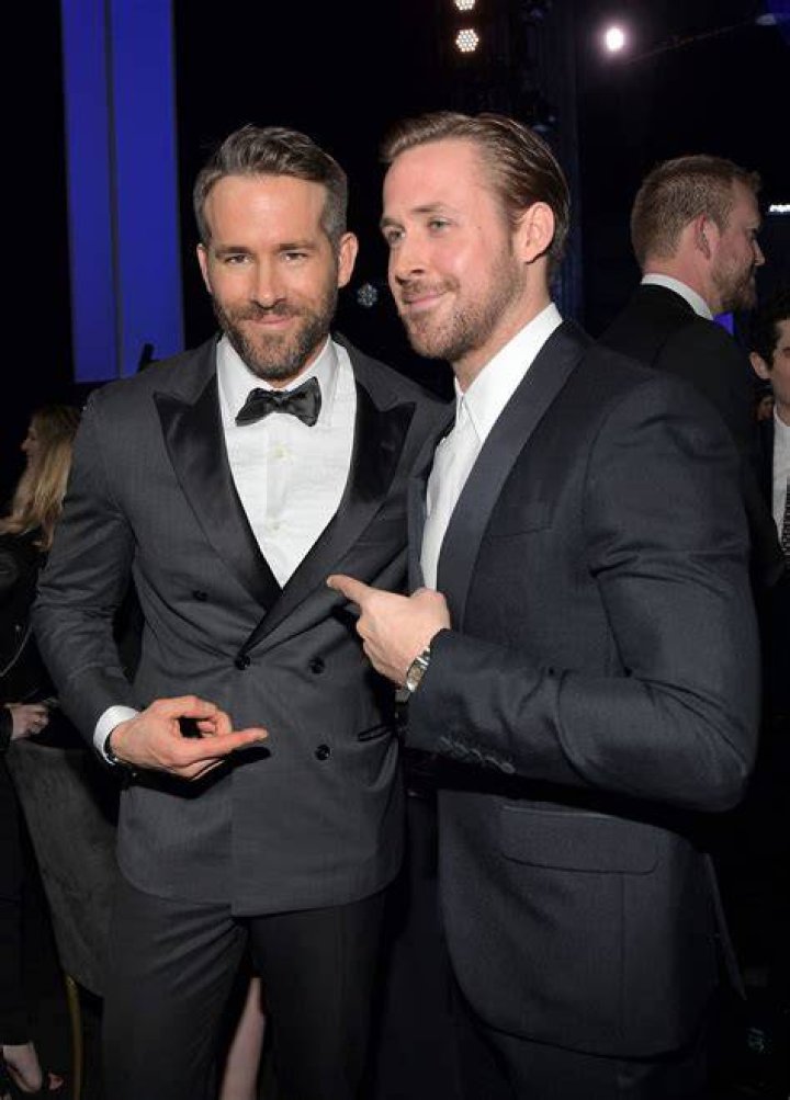 Watch Ryan Gosling and Ryan Reynolds Point at Each Other