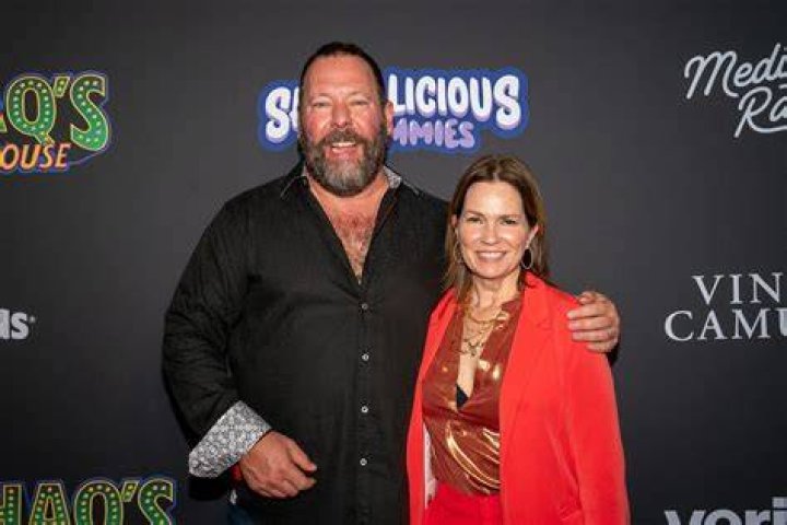 Who exactly is LeeAnn Kreischer, wife of Bert Kreischer? Tips or Tricks