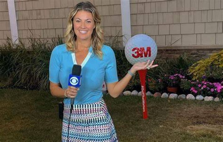 Who Is Amanda Balionis? Everything About Bryn Renner’s Wife SportVectru